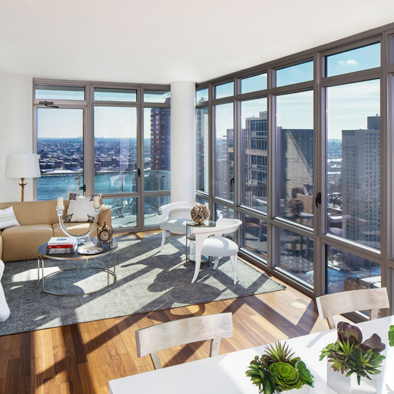 Contemporary apartment