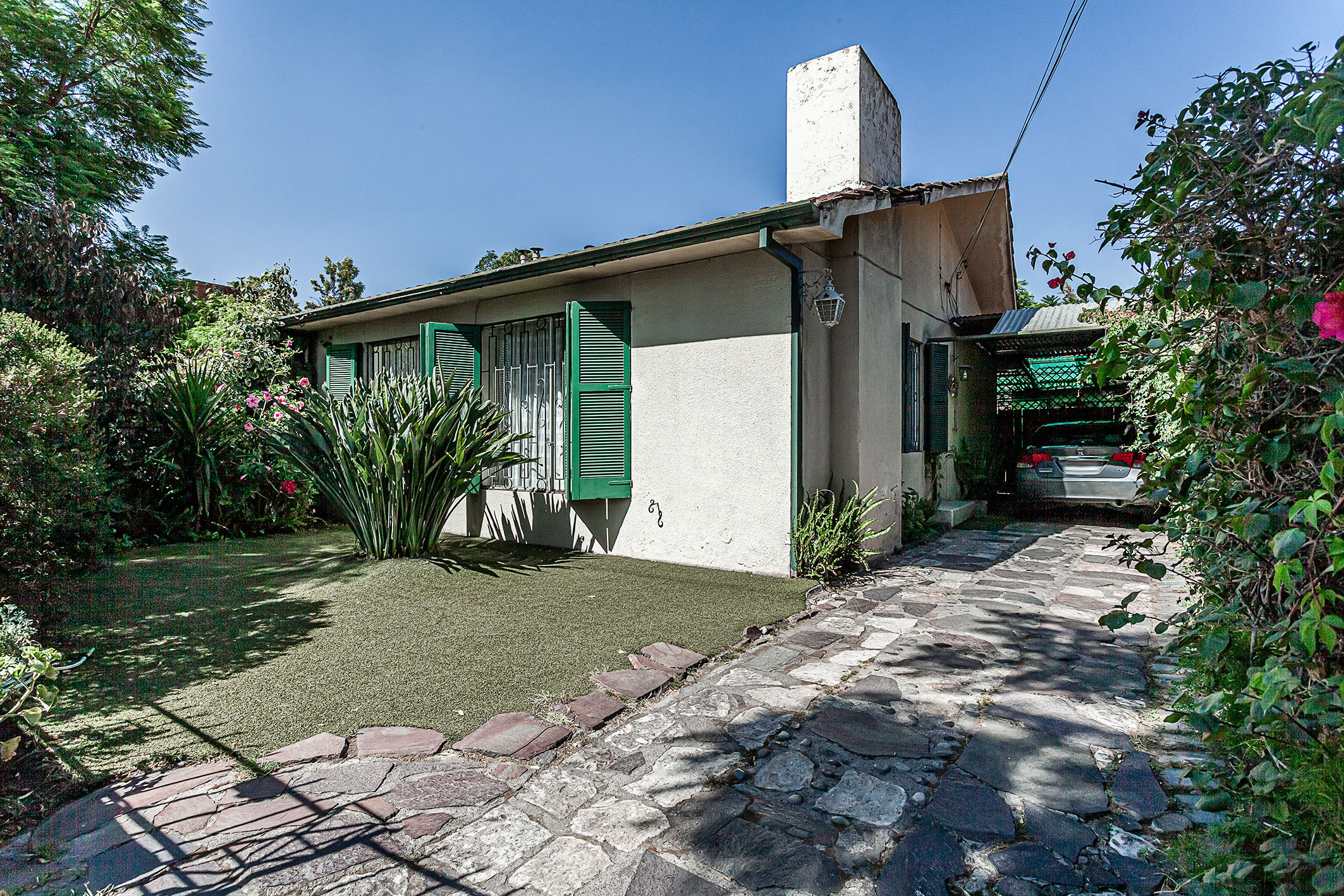 015 Acogedora casa en venta